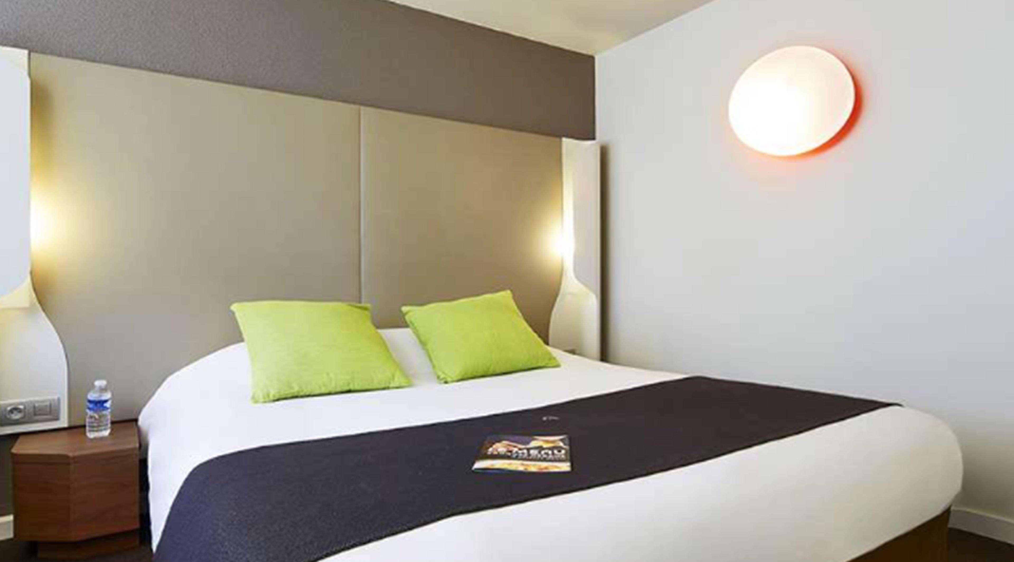 Hotel Campanile Saint-Etienne Est- Saint-Chamond Zewnętrze zdjęcie