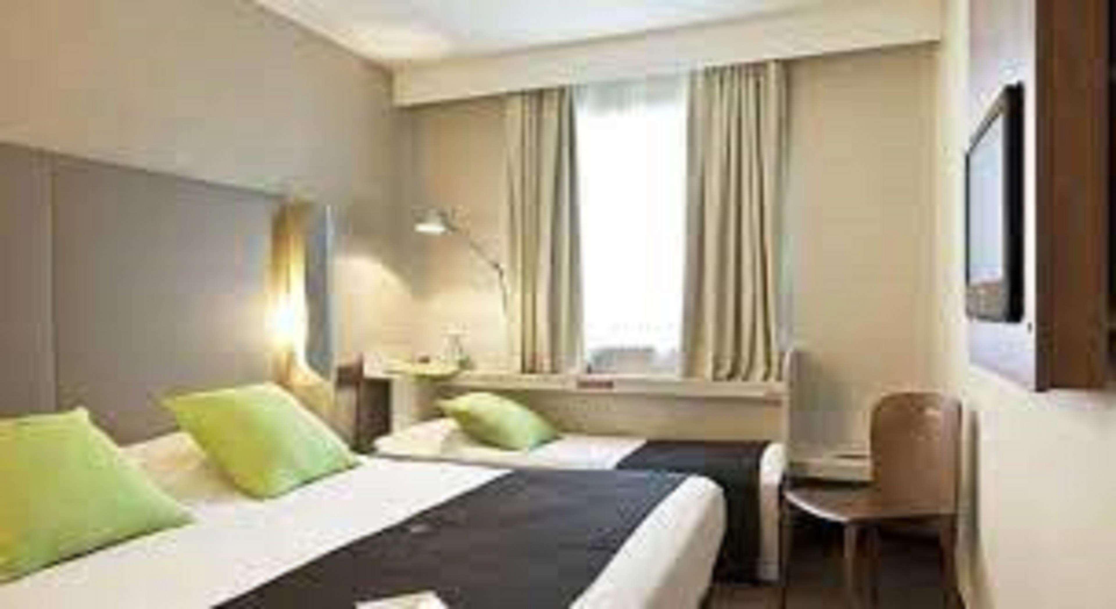 Hotel Campanile Saint-Etienne Est- Saint-Chamond Zewnętrze zdjęcie