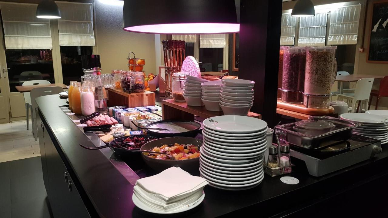 Hotel Campanile Saint-Etienne Est- Saint-Chamond Zewnętrze zdjęcie
