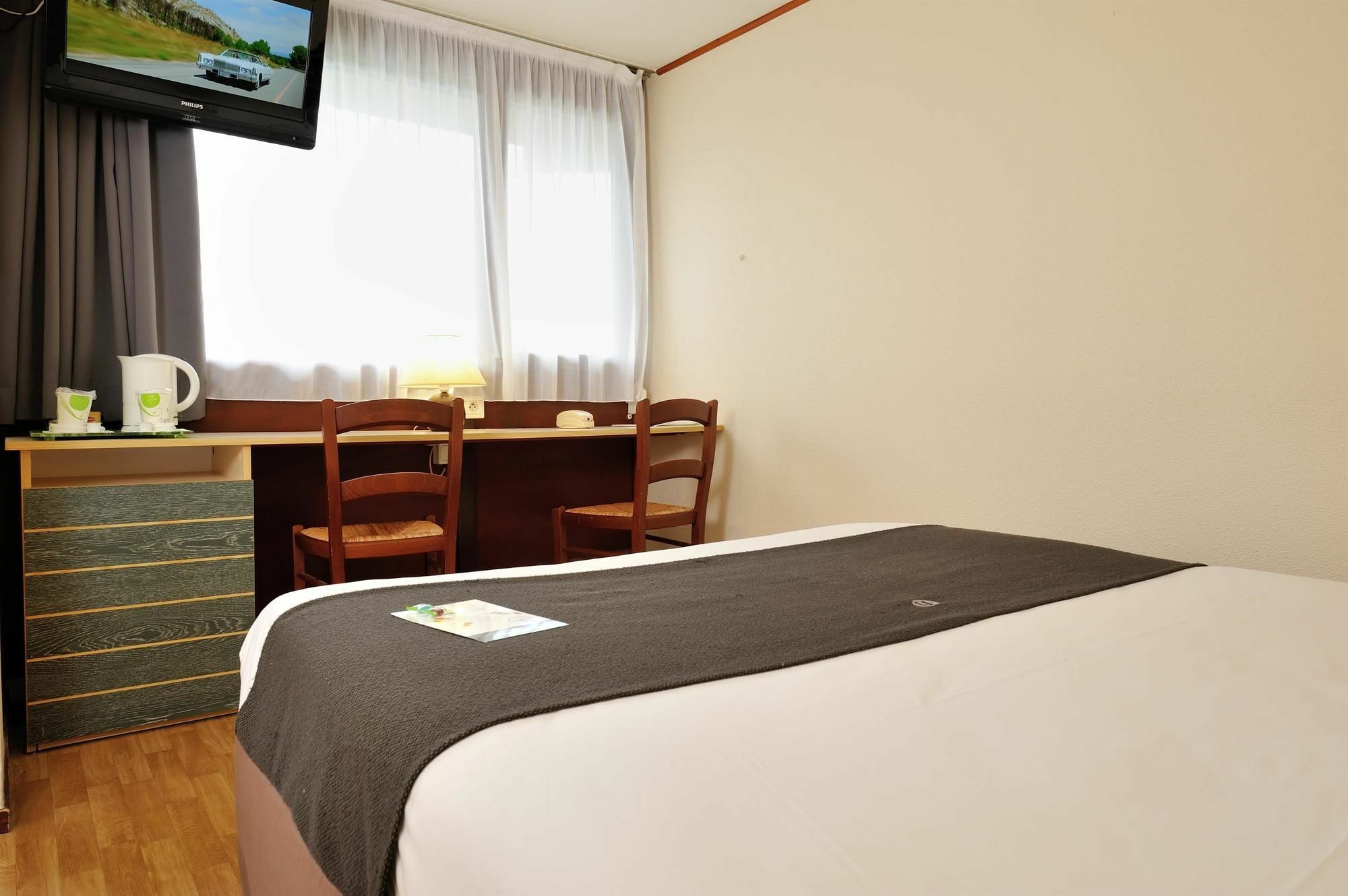 Hotel Campanile Saint-Etienne Est- Saint-Chamond Zewnętrze zdjęcie